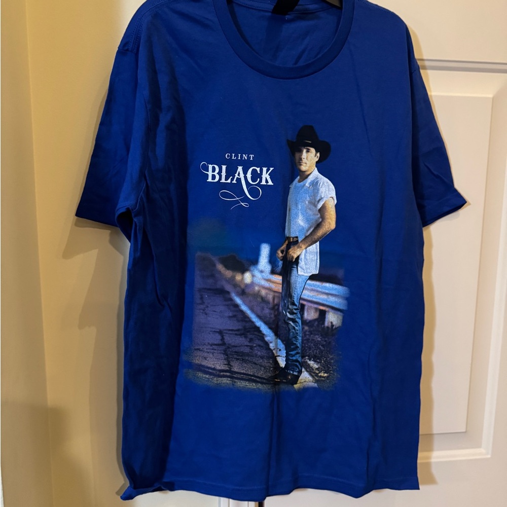 Clint Black District Blue Graphic T-Shirt size‎ Medium